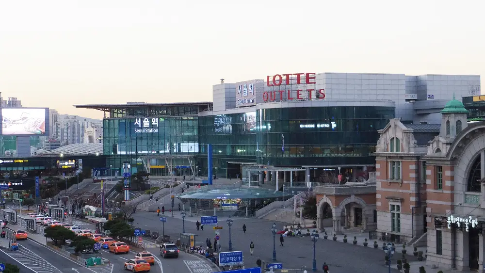 Exterior of Seoul Station, a main hub for luggage storage