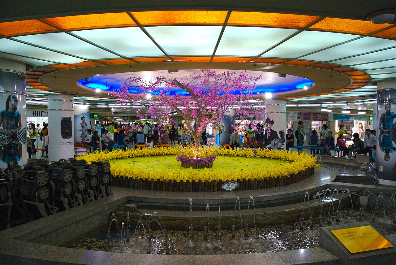 Underground shopping arcade
