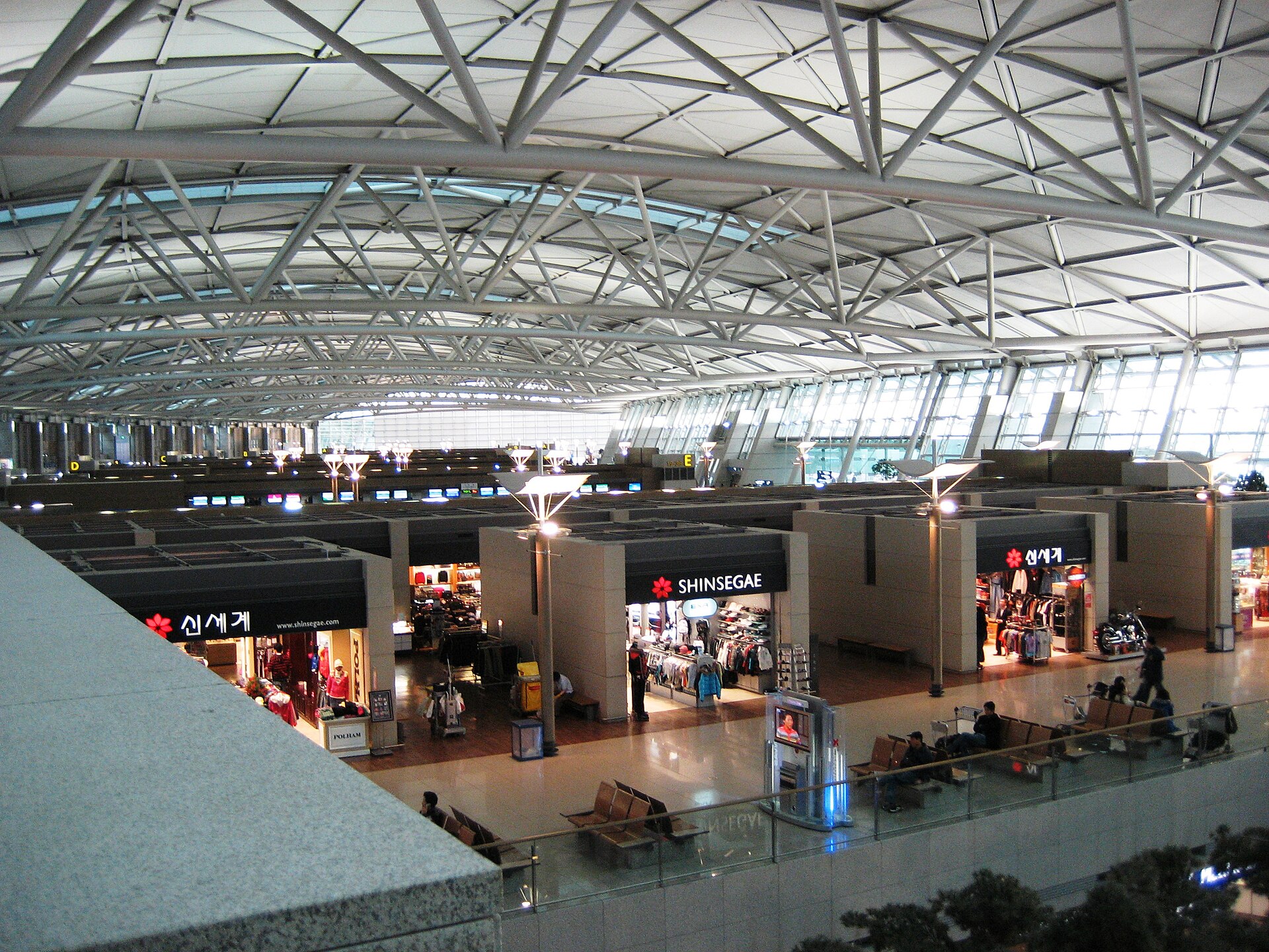 Aula keberangkatan Terminal 1 Bandara Incheon