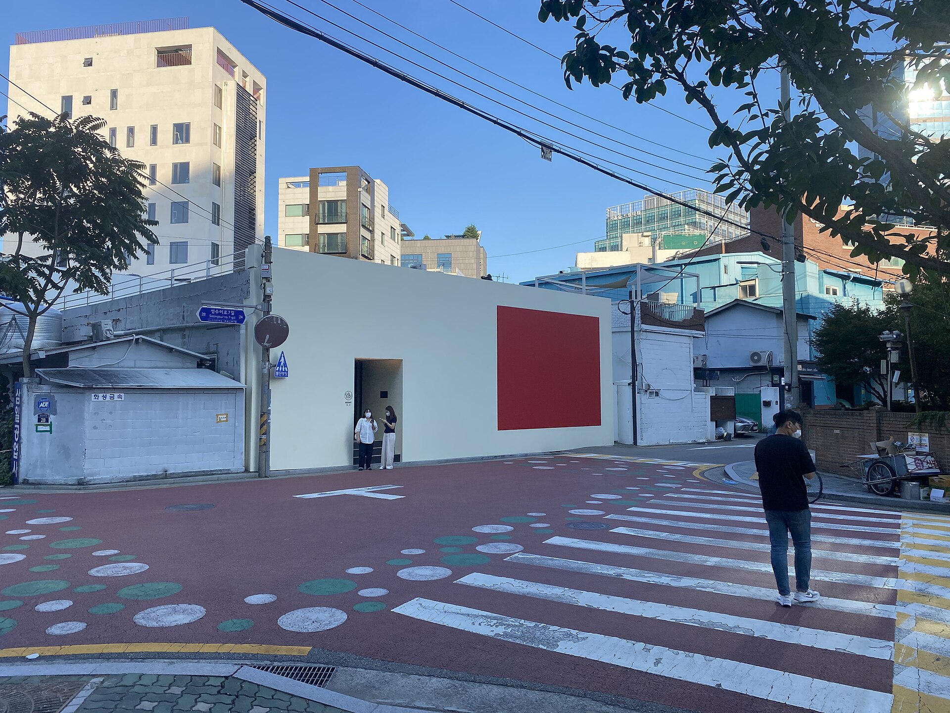 聖水洞的小十字路口
